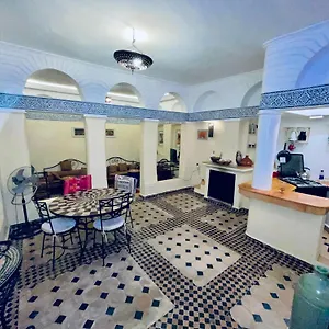  Habitación en casa particular Lwalidin